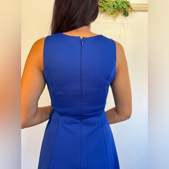 NWT guess size 0  Royal Blue Mesh V Sleeveless Short Fit N Flare Dress - Picture 7 of 16